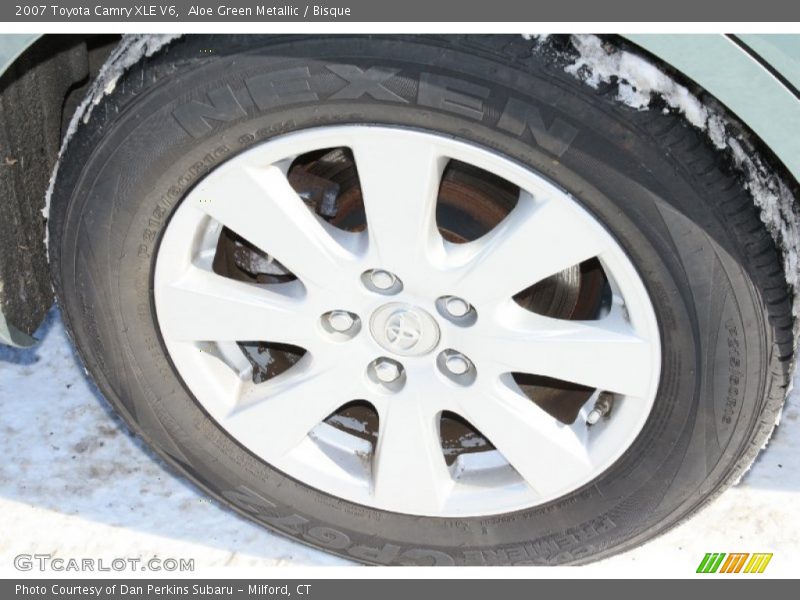 Aloe Green Metallic / Bisque 2007 Toyota Camry XLE V6