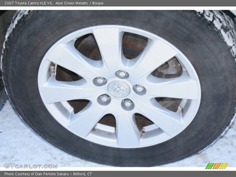 Aloe Green Metallic / Bisque 2007 Toyota Camry XLE V6