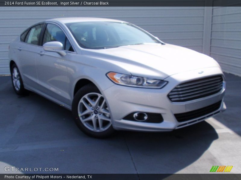 Ingot Silver / Charcoal Black 2014 Ford Fusion SE EcoBoost