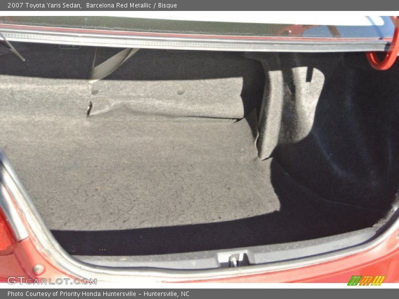 Barcelona Red Metallic / Bisque 2007 Toyota Yaris Sedan
