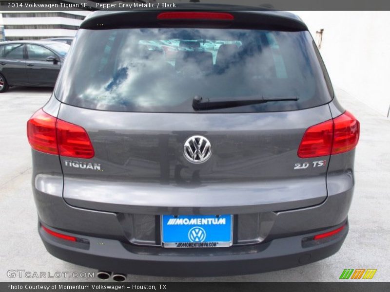 Pepper Gray Metallic / Black 2014 Volkswagen Tiguan SEL