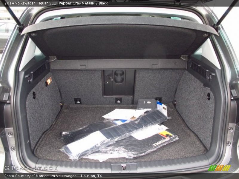 Pepper Gray Metallic / Black 2014 Volkswagen Tiguan SEL