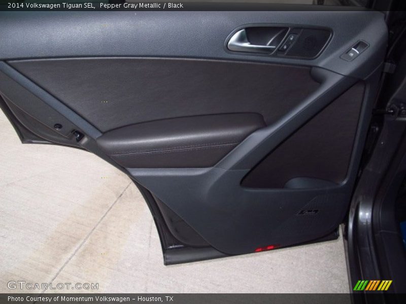 Pepper Gray Metallic / Black 2014 Volkswagen Tiguan SEL