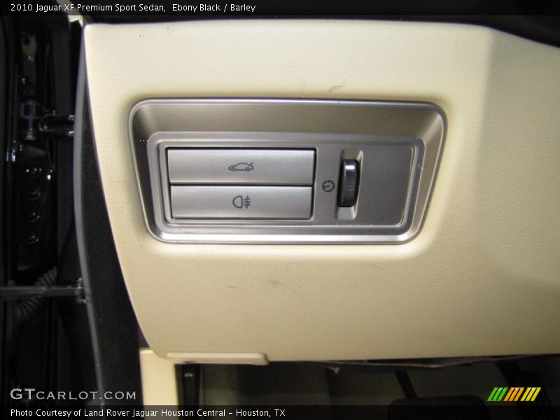 Ebony Black / Barley 2010 Jaguar XF Premium Sport Sedan