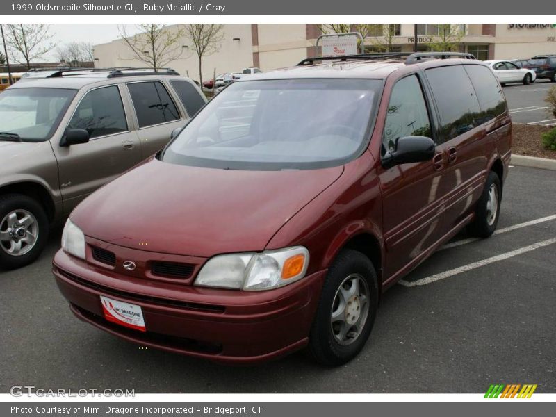 Ruby Metallic / Gray 1999 Oldsmobile Silhouette GL