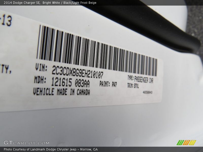 Bright White / Black/Light Frost Beige 2014 Dodge Charger SE