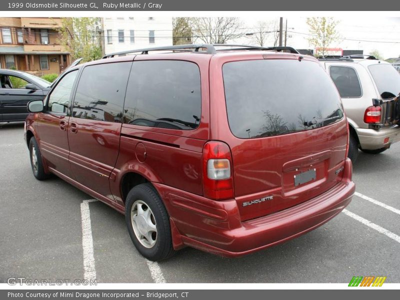 Ruby Metallic / Gray 1999 Oldsmobile Silhouette GL