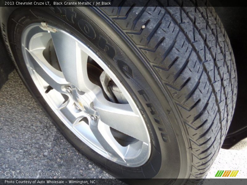 Black Granite Metallic / Jet Black 2013 Chevrolet Cruze LT