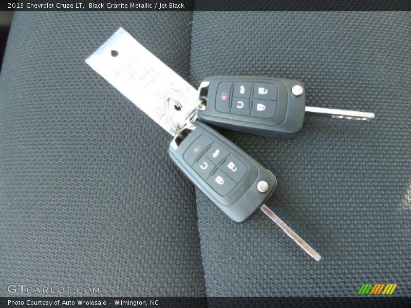 Black Granite Metallic / Jet Black 2013 Chevrolet Cruze LT