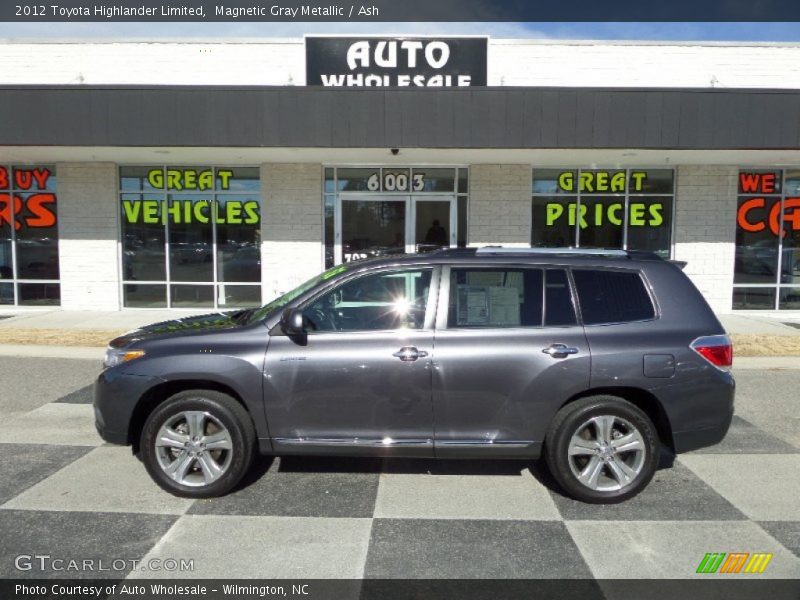 Magnetic Gray Metallic / Ash 2012 Toyota Highlander Limited