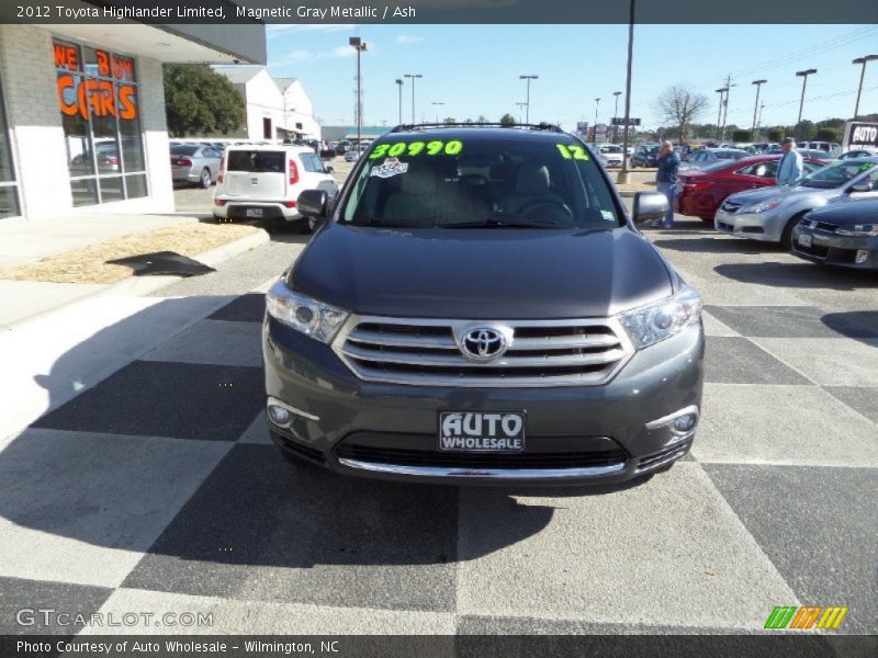 Magnetic Gray Metallic / Ash 2012 Toyota Highlander Limited