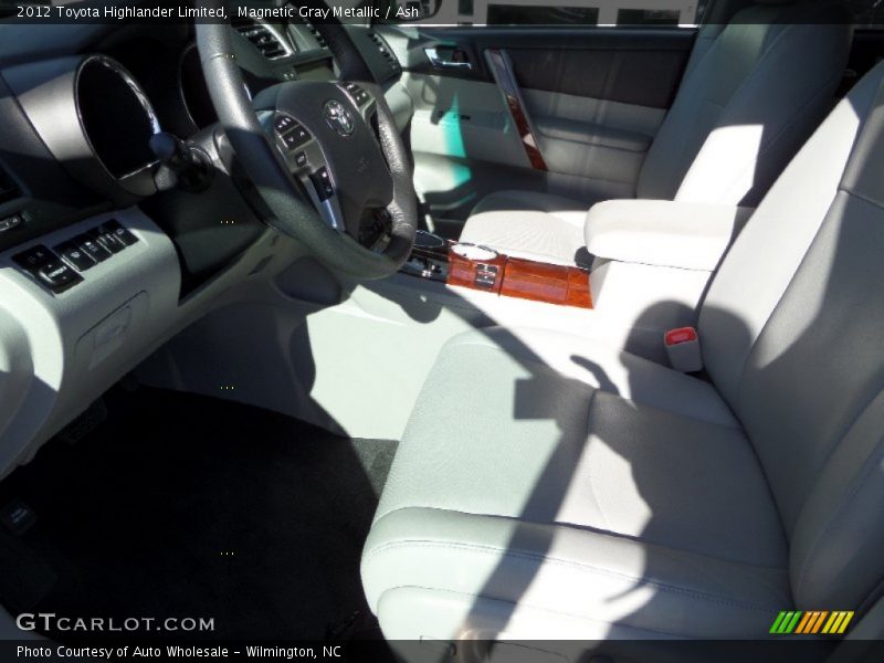 Magnetic Gray Metallic / Ash 2012 Toyota Highlander Limited