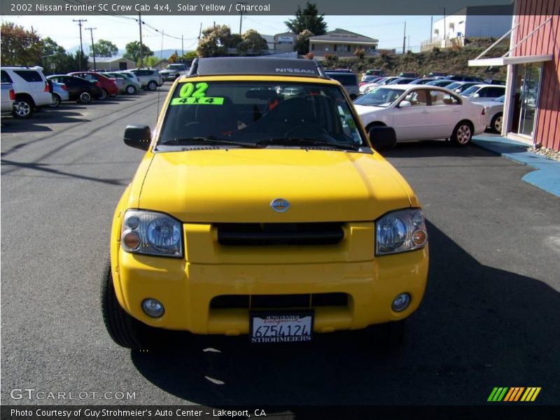 Solar Yellow / Charcoal 2002 Nissan Frontier SC Crew Cab 4x4