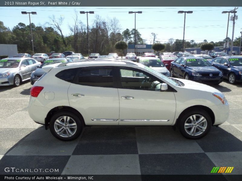 Pearl White / Gray 2013 Nissan Rogue SV