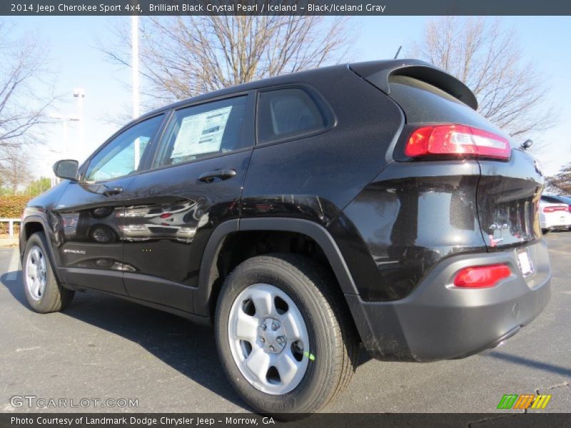 Brilliant Black Crystal Pearl / Iceland - Black/Iceland Gray 2014 Jeep Cherokee Sport 4x4
