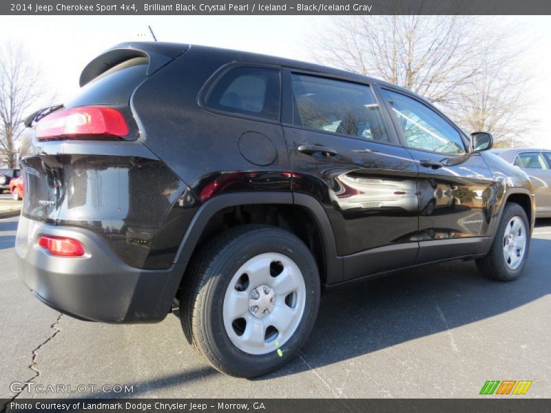 Brilliant Black Crystal Pearl / Iceland - Black/Iceland Gray 2014 Jeep Cherokee Sport 4x4