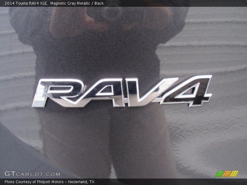 Magnetic Gray Metallic / Black 2014 Toyota RAV4 XLE