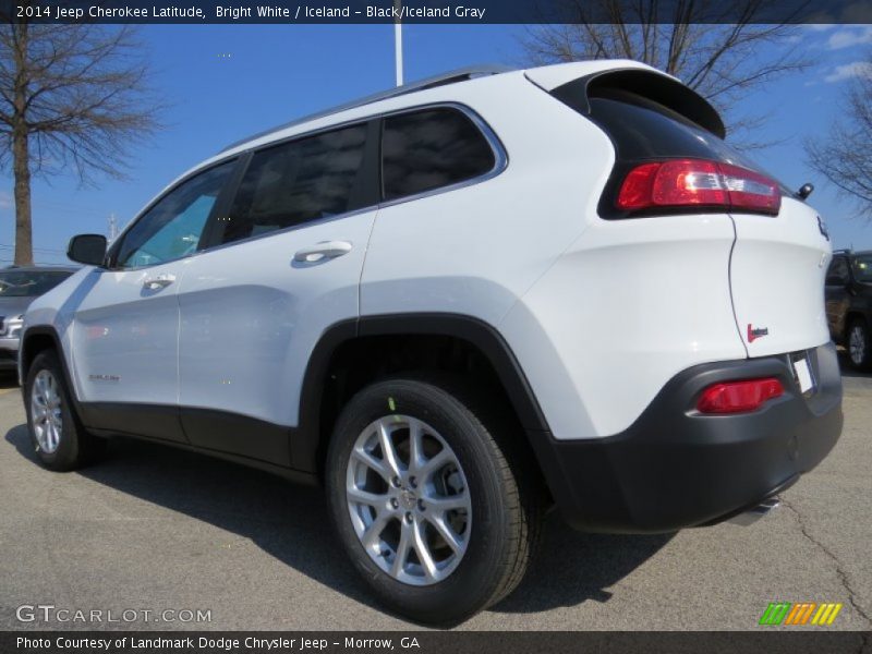 Bright White / Iceland - Black/Iceland Gray 2014 Jeep Cherokee Latitude
