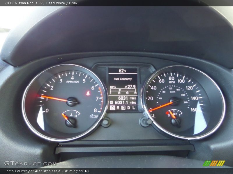 Pearl White / Gray 2013 Nissan Rogue SV