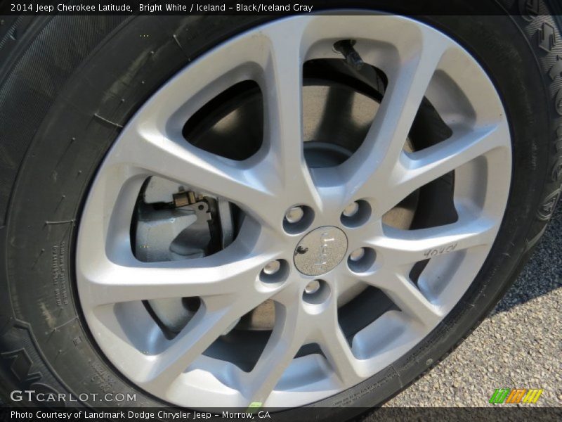 Bright White / Iceland - Black/Iceland Gray 2014 Jeep Cherokee Latitude