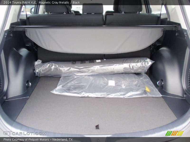 Magnetic Gray Metallic / Black 2014 Toyota RAV4 XLE