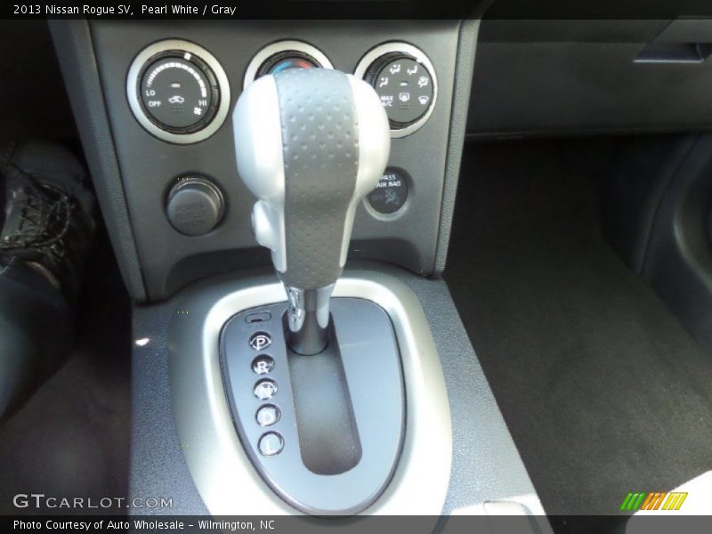 Pearl White / Gray 2013 Nissan Rogue SV