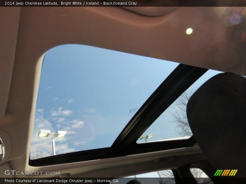 Bright White / Iceland - Black/Iceland Gray 2014 Jeep Cherokee Latitude