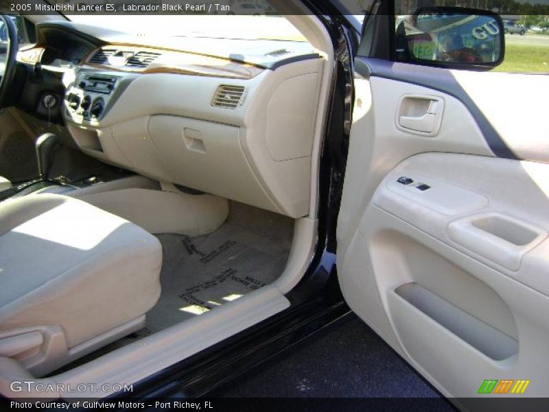 Labrador Black Pearl / Tan 2005 Mitsubishi Lancer ES