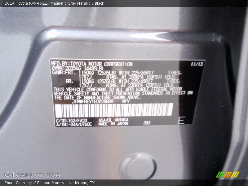 Magnetic Gray Metallic / Black 2014 Toyota RAV4 XLE