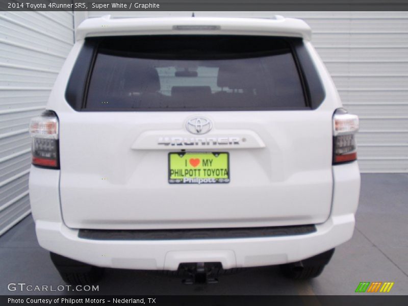 Super White / Graphite 2014 Toyota 4Runner SR5