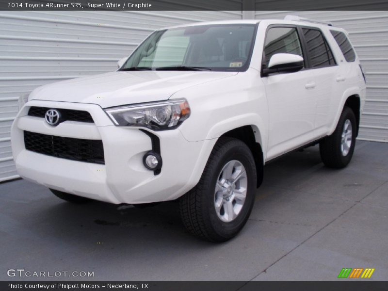 Super White / Graphite 2014 Toyota 4Runner SR5