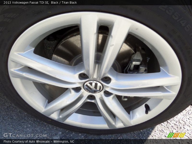 Black / Titan Black 2013 Volkswagen Passat TDI SE