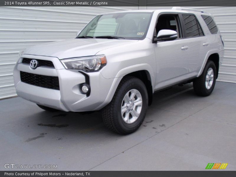 Classic Silver Metallic / Graphite 2014 Toyota 4Runner SR5
