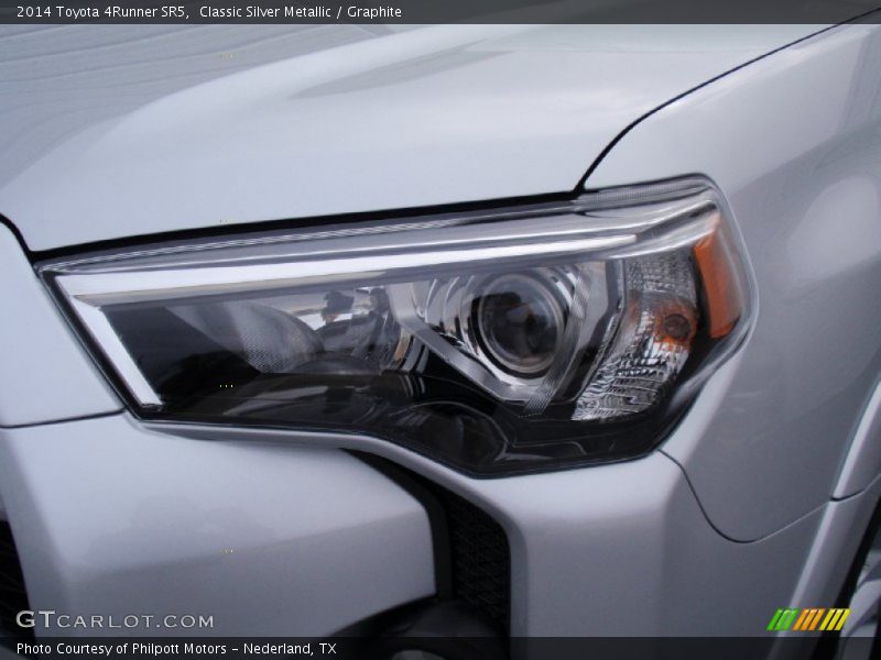 Classic Silver Metallic / Graphite 2014 Toyota 4Runner SR5