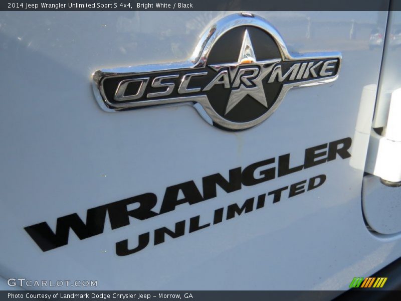 Bright White / Black 2014 Jeep Wrangler Unlimited Sport S 4x4