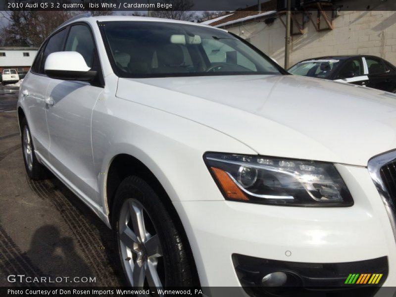 Ibis White / Cardamom Beige 2010 Audi Q5 3.2 quattro