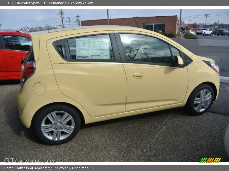 Lemonade / Yellow/Yellow 2014 Chevrolet Spark LT