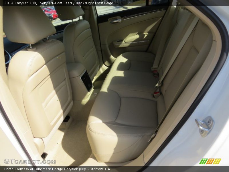 Ivory Tri-Coat Pearl / Black/Light Frost Beige 2014 Chrysler 300