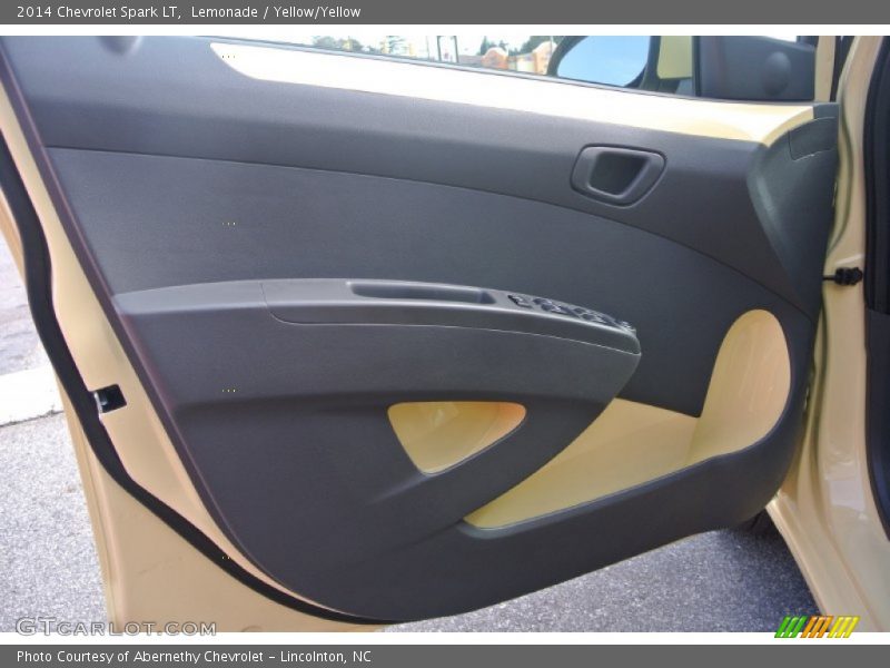 Lemonade / Yellow/Yellow 2014 Chevrolet Spark LT