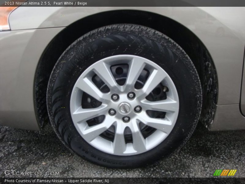 Pearl White / Beige 2013 Nissan Altima 2.5 S