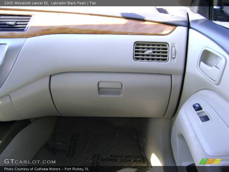 Labrador Black Pearl / Tan 2005 Mitsubishi Lancer ES