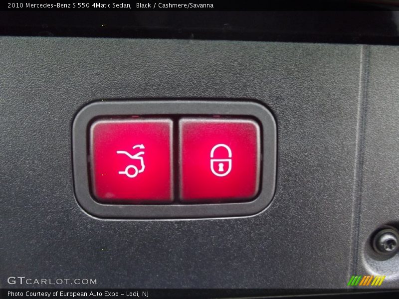 Black / Cashmere/Savanna 2010 Mercedes-Benz S 550 4Matic Sedan