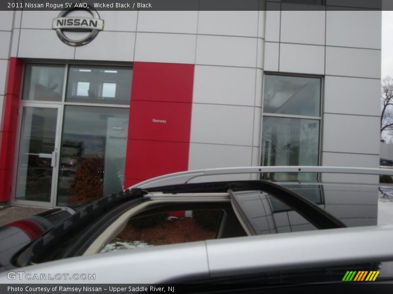 Wicked Black / Black 2011 Nissan Rogue SV AWD