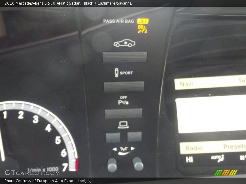 Black / Cashmere/Savanna 2010 Mercedes-Benz S 550 4Matic Sedan