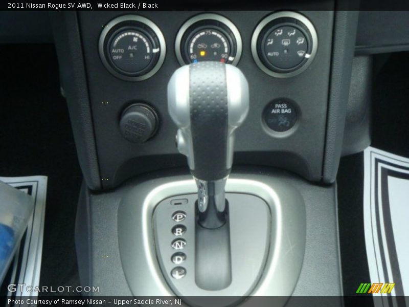 Wicked Black / Black 2011 Nissan Rogue SV AWD
