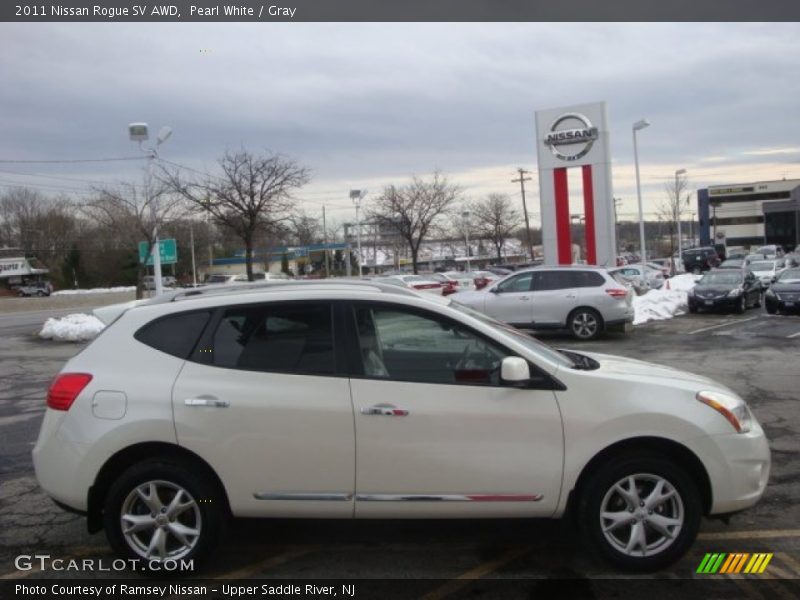 Pearl White / Gray 2011 Nissan Rogue SV AWD