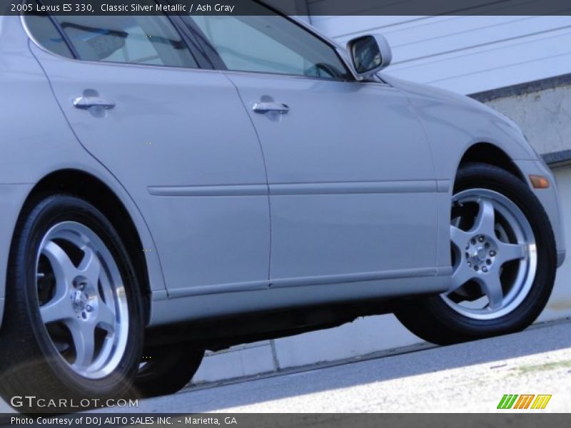 Classic Silver Metallic / Ash Gray 2005 Lexus ES 330