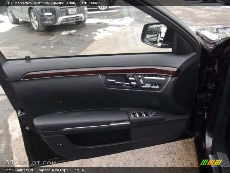 Black / Black 2010 Mercedes-Benz S 550 4Matic Sedan