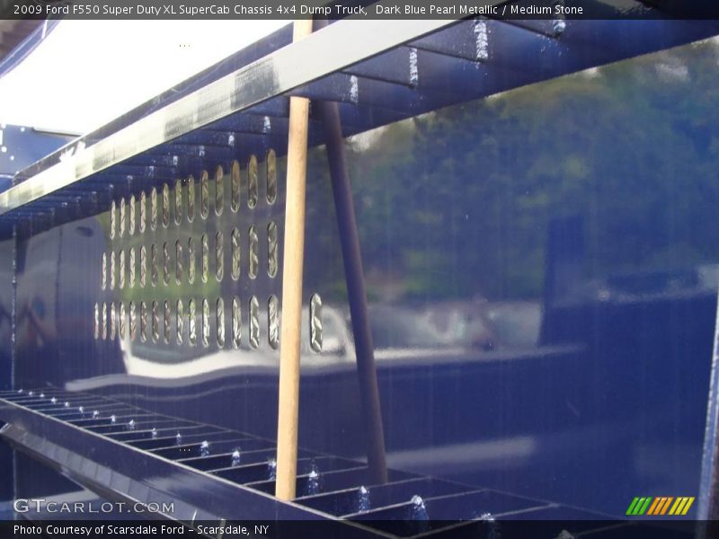 Dark Blue Pearl Metallic / Medium Stone 2009 Ford F550 Super Duty XL SuperCab Chassis 4x4 Dump Truck