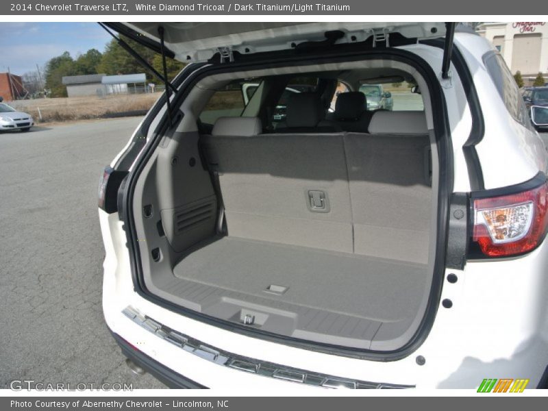 White Diamond Tricoat / Dark Titanium/Light Titanium 2014 Chevrolet Traverse LTZ